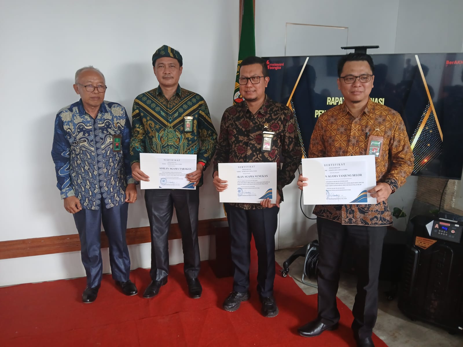 Penerimaan Penghargaan Kinerja Triwulan IV Tahun 2025